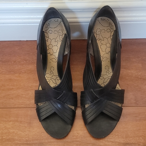 Wedges - Picture 2 of 3